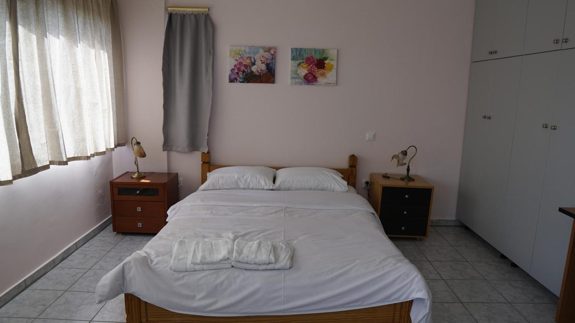 Romanos Patras Studio Buitenkant foto